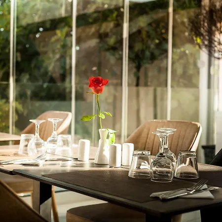 Ionis Art Hotel Laganas