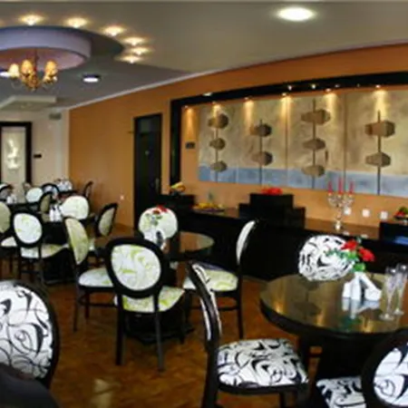 Ionis Art لاغاناس