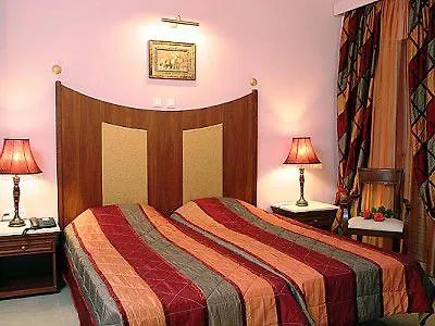 Ionis Art لاغاناس